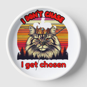 Reloj Retro sunset cat with crown: I don't chase, I'm ch