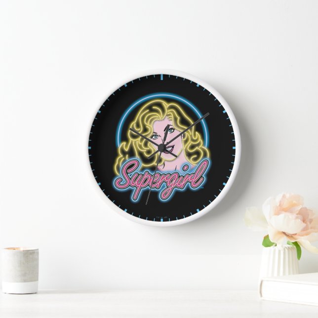 Reloj Supergirl Retro Neon Lights Graphic (Hogar)