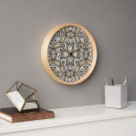 Reloj Taupe Brown Gray Beige Hip Motif de Arte Bohemio<br><div class="desc">Bonito beige contemporáneo, taupe, luz marrón y mosaico bohemio de color gris oscuro. Diseño hipster ordenado, elegante y divertido para el diseñador de interiores artístico, la diva artística de la moda, la popular estiradora de moda de cadera, el retro vintage mod, modernista, estilo de arte de la nueva deco o...</div>
