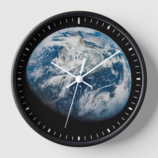 Reloj Tierra Tomada De La Nave Espacial Aollo 8. (Anverso)