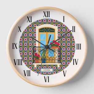 Reloj Ventana de la casa de Lisboa con plantas y azulejo
