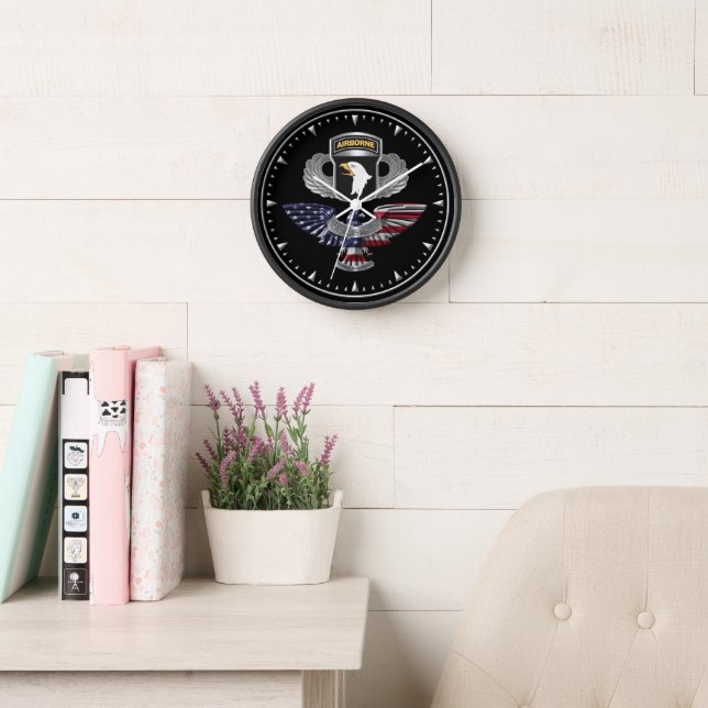 Reloj Veterano de la 101ª División Aerotransportada  (Sala de lectura)