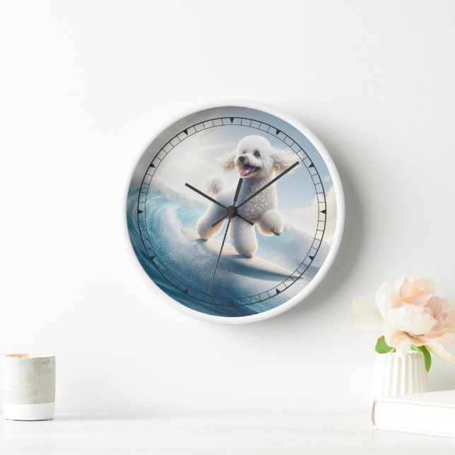 Reloj Whimsical White Poodle Surfing (Hogar)