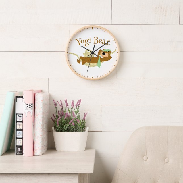 Reloj Yogi Bear Picnic Hammock Nap Time (Sala de lectura)