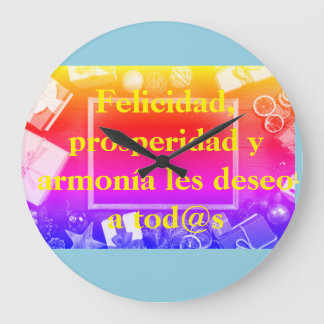 Relojes de pared redondos con hermosos diseños