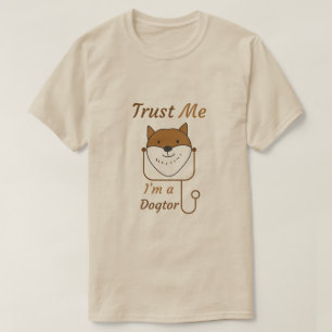 Remeras Confía en mí soy un Doctor