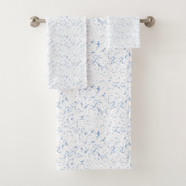 Repetida, sutil, texturada, con fondo blanco (In situ)