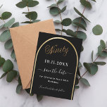 Reserva La Fecha 90.º arco de oro negro de cumpleaños<br><div class="desc">Una tarjeta Save the Date para una fiesta de cumpleaños número 90. Un fondo negro, decorado con un falso arco dorado. Personalice y agregue una fecha y su nombre. El texto: Ninety y Save the Date se escribe con un gran guión a la moda de estilo con letras a mano....</div>