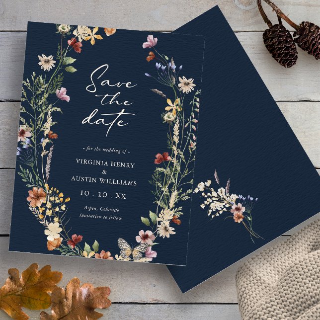 Reserva La Fecha Ahorro de Fecha Floral Boho Azul Marino (Navy Blue Wildflower Floral Boho Floral Save The Date with Butterfly by Painted Paperie
)