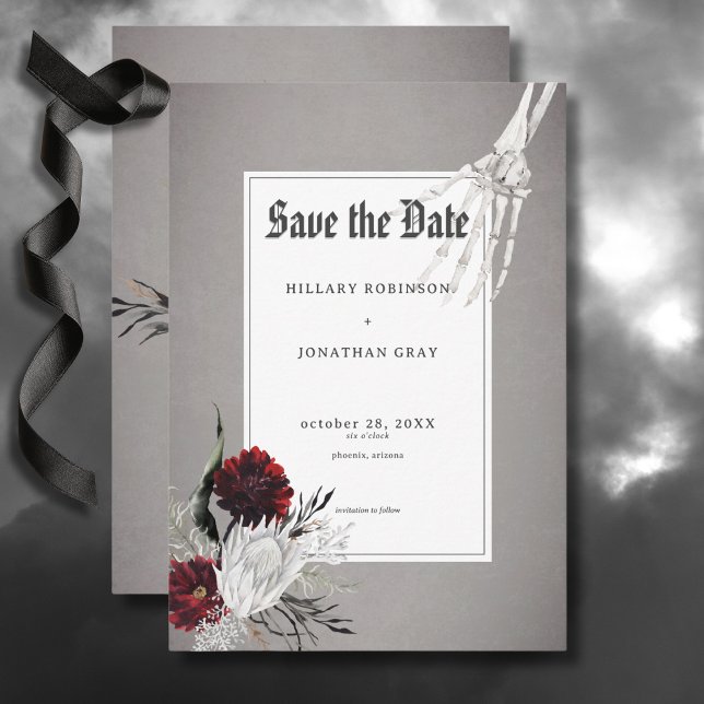 Reserva La Fecha Amor y huesos Boda rojo floral espeluznante (Love & Bones Spooky Red Floral Wedding Save the Date Card)