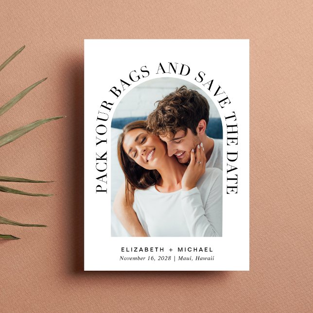 Reserva La Fecha Arco fotográfico moderno Código QR Boda de destino (Celebrate your love story with a  save the date showcasing your photo in an elegant arch frame)