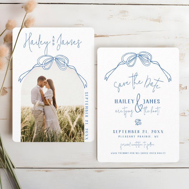Reserva La Fecha Arco moderno dibujado a mano con estilo BLUE Foto  (Modern elegant hand drawn written coquette blue & white bow script typography quirky Photo Wedding)