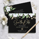 Reserva La Fecha Bat Mitzvah Black Gold Script Watercolor Floral<br><div class="desc">¡Asegúrate de que todos tus amigos y parientes puedan celebrar el hito de tu hija Bat Mitzvah! Enviar esta moda, tarjeta de invitación personalizada "Save the Date". Una moda, impresionante, blanca y dorada purpurina acuarela floral con una tipografía de escritura de Relieve metalizado de oro falsa y tipo san serif...</div>