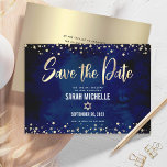 Reserva La Fecha Bat Mitzvah, Purpurina de oro de la marina, guión<br><div class="desc">¡Asegúrate de que todos tus amigos y parientes puedan celebrar el hito de tu hija Bat Mitzvah! Envíe esta impresionante y moderna tarjeta de invitación "Save the Date". El guión gráfico de la caligrafía del Relieve metalizado de oro falso, Star of David, y el purpurina confetti, superponen un rico fondo...</div>