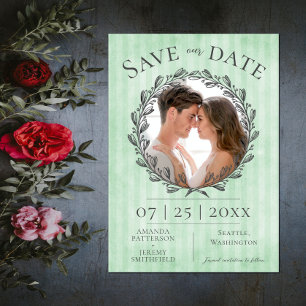 Reserva La Fecha Berry Wreath y Stripes Photo   Verde