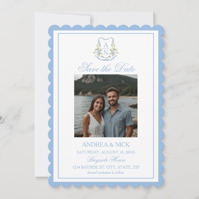 Reserva La Fecha Blue Hydrangea Crest Monogram Wedding Invitation (Anverso)