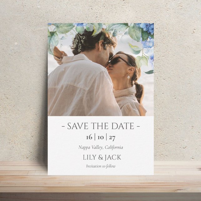 Reserva La Fecha Blue & White Hydrangea Photo Save the Date Card (Subido por el creador)
