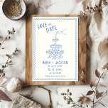 Reserva La Fecha Boda azul francés vintage ilustrado a mano<br><div class="desc">La antigua torre de champagne francesa Save the Date Card: Un toque de elegancia intemporal Anuncie su día especial con estilo con nuestra Vieja Torre de Champagne Francesa Save the Date Card, obra maestra de arte ilustrado a mano inspirada en invitaciones francesas vintage. Un diseño único y a la última...</div>