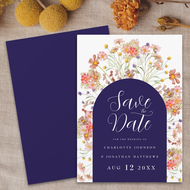 Reserva La Fecha Boda Bohemia de Flor Silvestre Floral (Floral wildflower arch boho Rustic fall navy blue and white wedding save the date invitation elegant)
