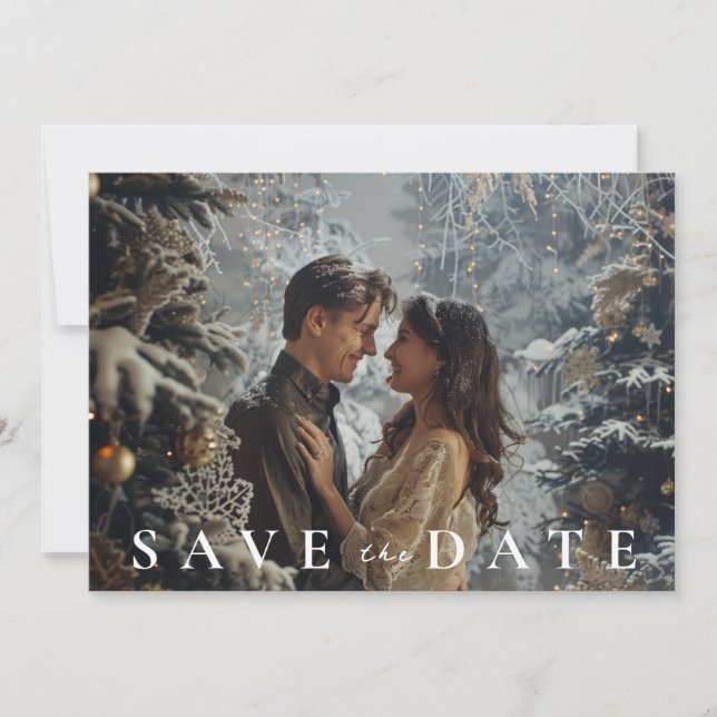 Reserva La Fecha Boda de árbol de pino de las montañas de invierno (Anverso)