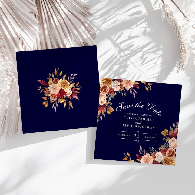 Reserva La Fecha Boda de flores salvajes azules de la marina Naranj (Modern Burnt Orange Navy Blue Wildflowers Wedding Save The Date on a sunny boho white table.)