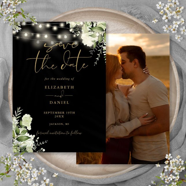 Reserva La Fecha Boda De Fotos De Black And Gold Floral String Ligh (Black And Gold Floral String Lights Photo Wedding Save The Date)