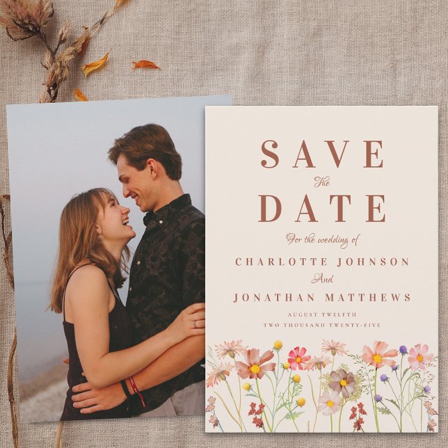 Reserva La Fecha Boda de Fotos de Flores Silvestres de Otoño Boho (Boho chic Wildflower meadow fall floral tan beige Wedding save the date card)