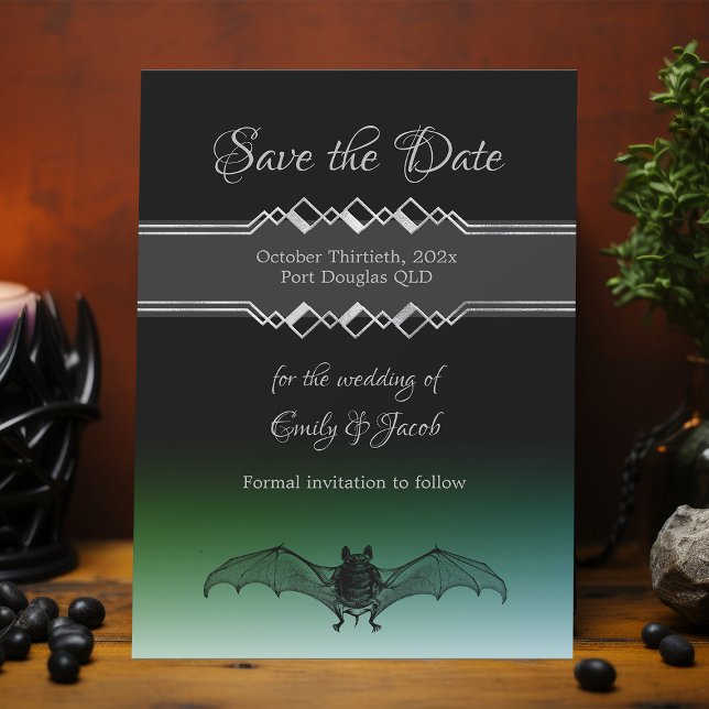 Reserva La Fecha Boda de Halloween Black & Green Gothat Octubre (Halloween wedding save the date black and green gothic bat cards)