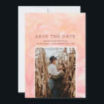 Reserva La Fecha Boda de pinceladas modernas de pincel rosa<br><div class="desc">Moderno pincel pinceladas boda de fotos Guardar la tarjeta de fecha en colores de melocotón rosa y lustre. Por favor,  contáctame si necesitas artículos adicionales.</div>