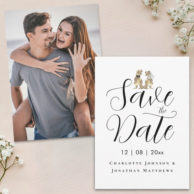 Reserva La Fecha Boda Divertida con Tema de Dinosaurio de Fotografí (Modern photo funny dinosaur wedding save the date invitation T-Rex dino bride & groom elegant script)