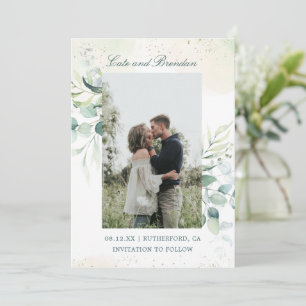 Reserva La Fecha Boda elegante con foto de vegetación de eucalipto