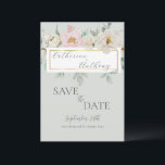 Reserva La Fecha Boda floral moderna verde oro<br><div class="desc">Tarjeta de boda floral dorada falsa moderna y elegante para todas las estaciones en fondo verde. Los nombres de los novios están hechos en caligrafía elegante. También se añade una tipografía simple y chic para terminar toda la demás información. Una invitación de boda sofisticada y chic para cualquier estación del...</div>