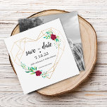 Reserva La Fecha Boda Moderna Ahorra La Fecha Foto Del Corazón Geom<br><div class="desc">¡Felicitaciones! Guardar la fecha es el primer paso para establecer un tono para su boda. Impresione a su huésped con este moderno y ahorre la tarjeta de fecha con el corazón geométrico y rosas rojas. La parte trasera de la tarjeta personalizar tu foto favorita de ti y de tu novio....</div>