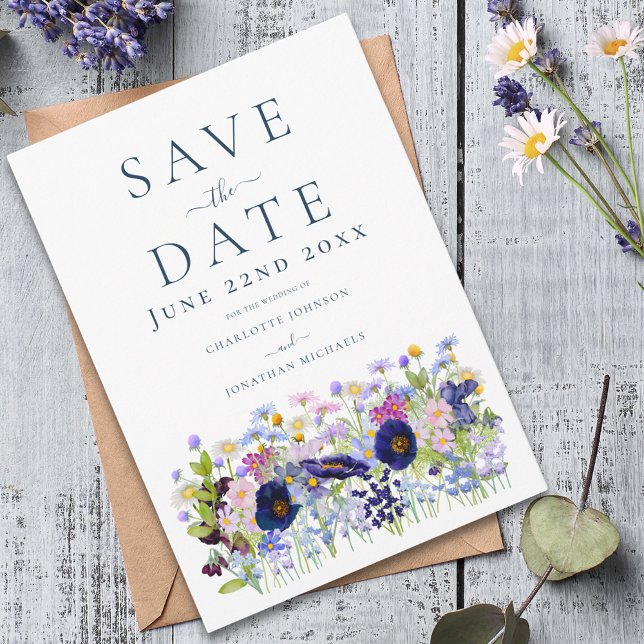 Reserva La Fecha Boda moderna con flores silvestres (Colorful wildflower meadow blue wedding save the date invitation )