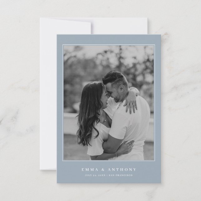 Reserva La Fecha Boda Monograma azul polvoriento formal (Anverso)