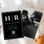 Reserva La Fecha Boda Monograma Moda negra Código QR moderno simple<br><div class="desc">Presentamos nuestro Boda Monograma Moda Negra Simple y Moderno Código QR Save the Date, una elección elegante y sofisticada para parejas que buscan un toque contemporáneo para sus invitaciones bodas. Este blanco y negro ahorra la tarjeta de fecha y combina sin esfuerzo el minimalismo moderno con la elegancia atemporal, marcando...</div>