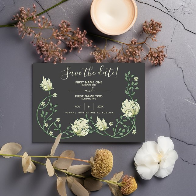 Reserva La Fecha Bonito art nouveau flores salva la fecha oscura (Pretty art nouveau save the date, cream flowers and green vines on a dark background.)