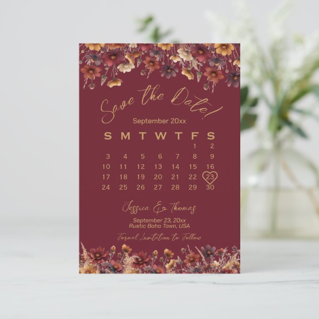 Reserva La Fecha Burgundy Boho Chic Wildflowers Wedding Calendar (Anverso de pie)
