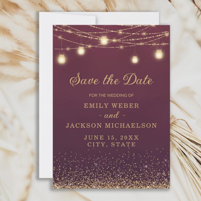 Reserva La Fecha Burgundy Gold Glitter String Light Save Date Guard (Elegant burgundy wedding Save the Date with gold glitter and string lights.)