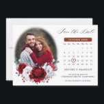 Reserva La Fecha Calendario de fotografía metálica de plata blanca<br><div class="desc">Elegante calendario real de temática blanca y blanca plateada salva la carta de fecha con elegante ramo de rubí real rojo,  crujiente,  plata,  flor rosa de color blanco puro y hojas de eucalipto. Comuníquese conmigo para obtener ayuda sobre la personalización o si necesita cualquier otro producto con este diseño.</div>