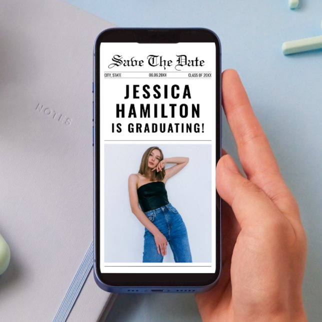 Reserva La Fecha Clase Única De Periódico De La Foto De Graduación  (Newspaper Unique Class Of 2024 Graduation Photo Save The Date)