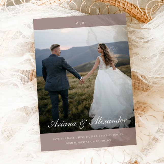 Reserva La Fecha Clásico Monograma Elegante Guión Dos Boda de fotos (Subido por el creador)