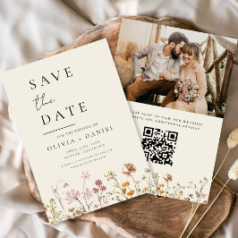 Reserva La Fecha Código QR de Foto Beige de Flores Silvestres para 