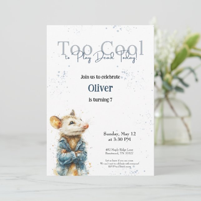 Reserva La Fecha Cute Opossum Birthday Invitation for Kids (Anverso de pie)