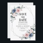 Reserva La Fecha Duste Blue Mauve Eucalyptus Boda Geométrica Save<br><div class="desc">Elegante y moderna invitación a bodas florales a mediados de verano, incluye un ramo de rosas acuáticos peonías en tonos pizarra, azul polvoriento, rosa polvoriento, rosa polvoriento, malva, salvia con hojas botánicas verdes y eucalipto con fondo geométrico. Encontrará más diseños y variaciones de mi tienda "blissweddingpaperie". Y no dudes en...</div>