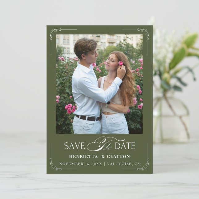 Reserva La Fecha Elegancia Atemporal Verde Oliva (Anverso de pie)