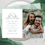 Reserva La Fecha Elegante Boda de Monograma Verde Foto<br><div class="desc">Anunciar la fecha de su boda con esta boda impactante salve la tarjeta de fecha con dos secciones en la parte delantera, a la izquierda exquisito monograma botánico dibujado a mano enmarcando elegantemente las iniciales de parejas en tonos verdes con sus nombres y datos de fecha y ubicación de boda...</div>