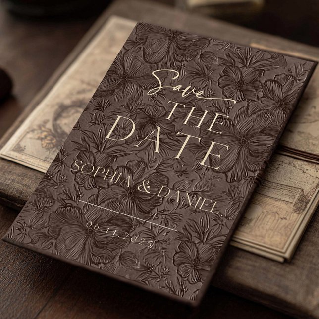 Reserva La Fecha Elegante Boda Mocha de Chocolate (Announce your special day with this elegant chocolate mocha embossed floral Save the Date card. Desi)