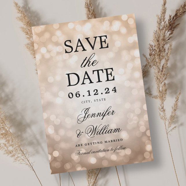 Reserva La Fecha Elegante Boda  Rosa Luces de Oro Bokeh (Elegant Script Wedding Rose Gold Bokeh Lights Save The Date)