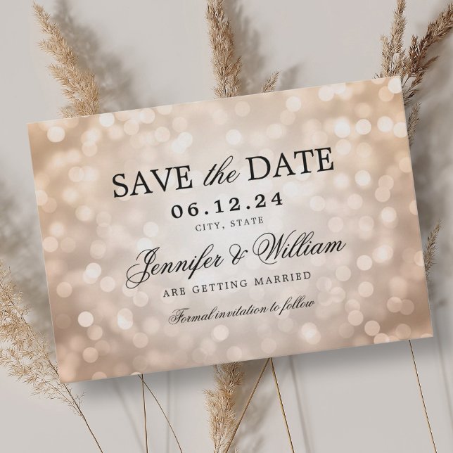 Reserva La Fecha Elegante Boda  Rosa Luces de Oro Bokeh (Elegant Script Wedding Rose Gold Bokeh Lights Save The Date)